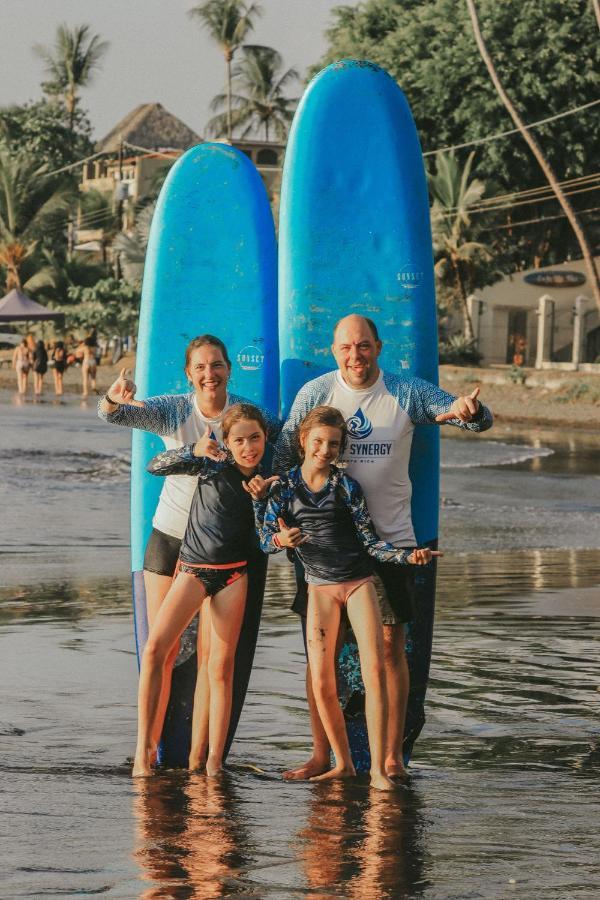Surf Synergy All-Inclusive Surf Retreat Jacó Dış mekan fotoğraf