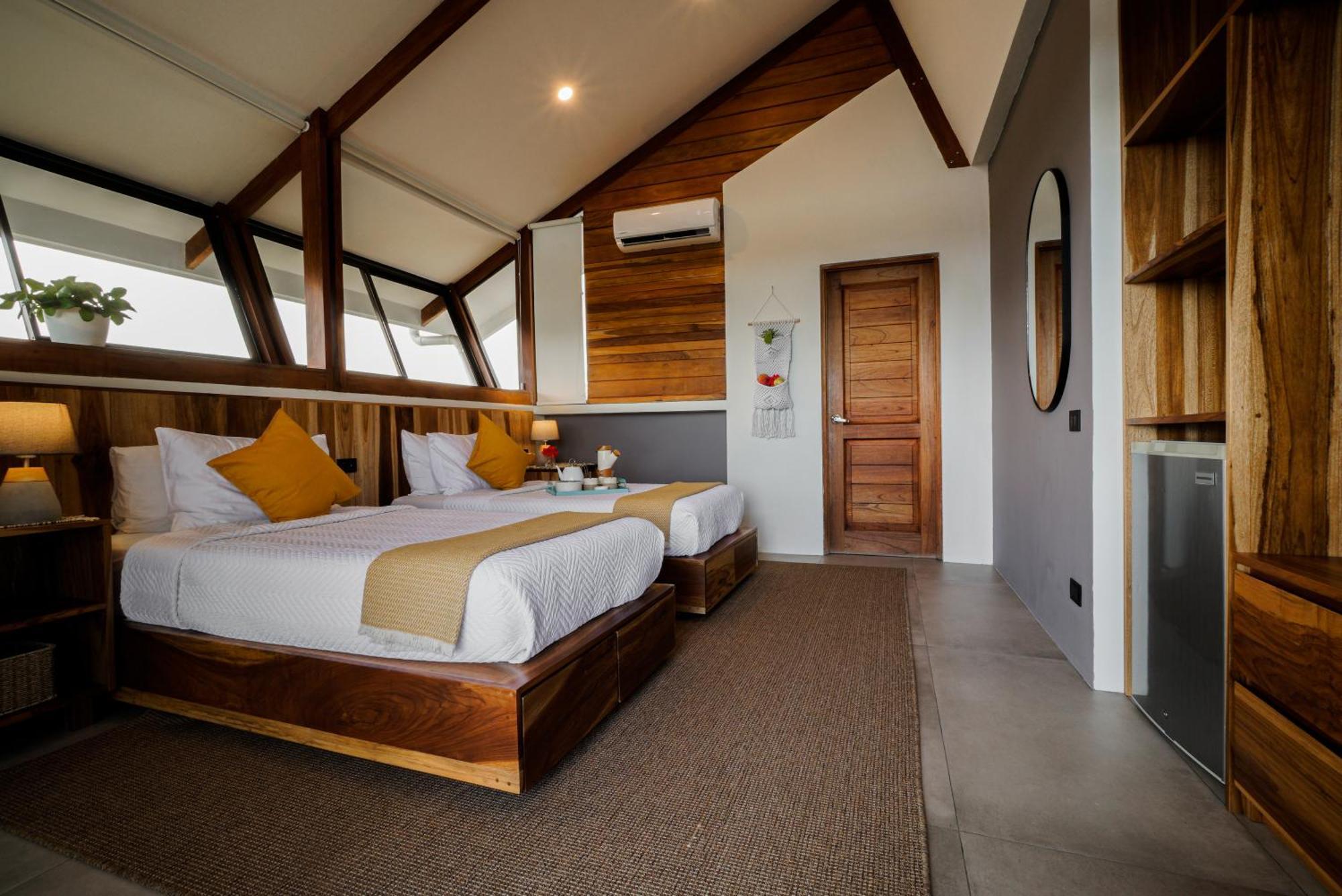 Surf Synergy All-Inclusive Surf Retreat Jacó Dış mekan fotoğraf
