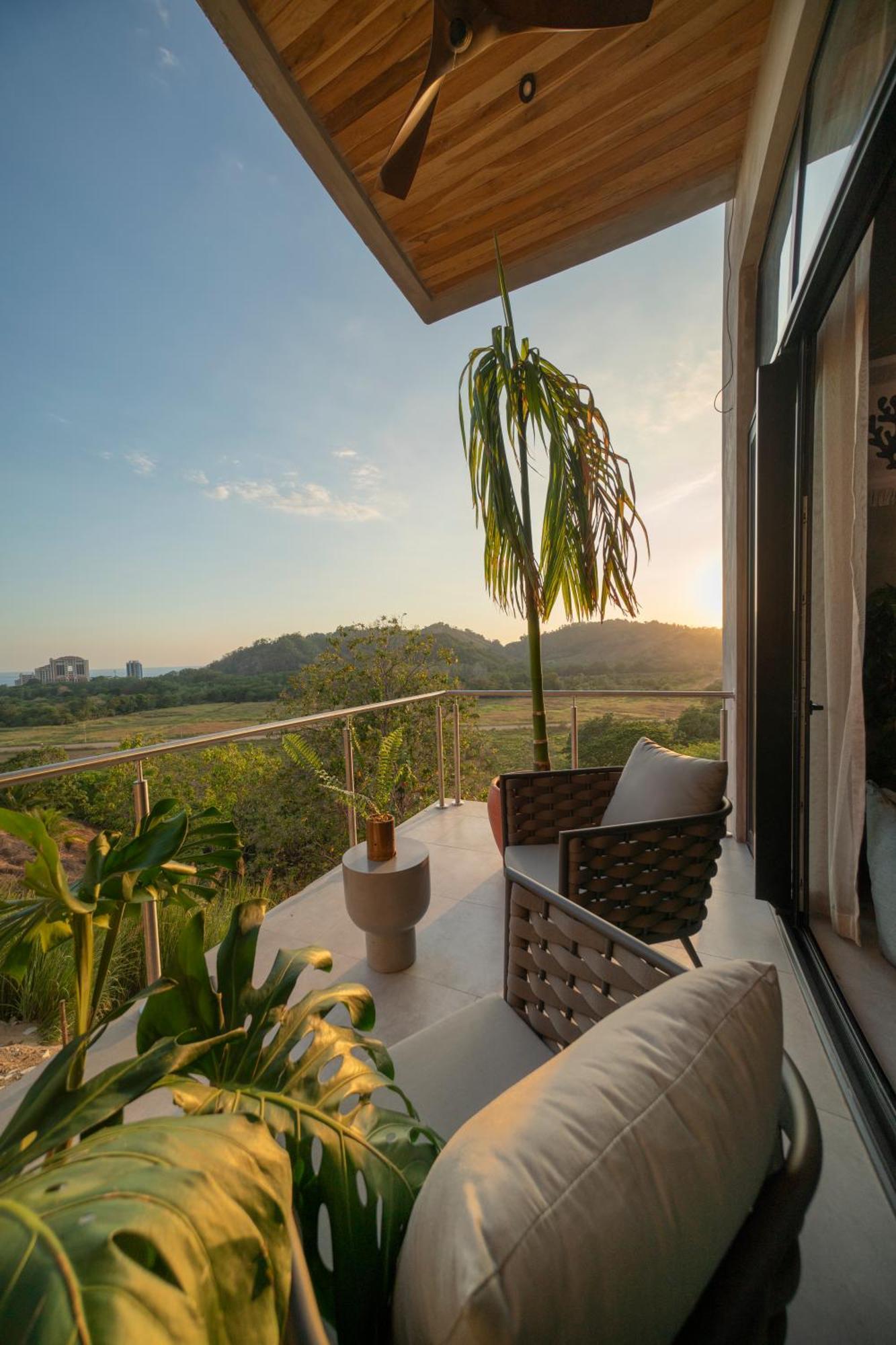 Surf Synergy All-Inclusive Surf Retreat Jacó Dış mekan fotoğraf