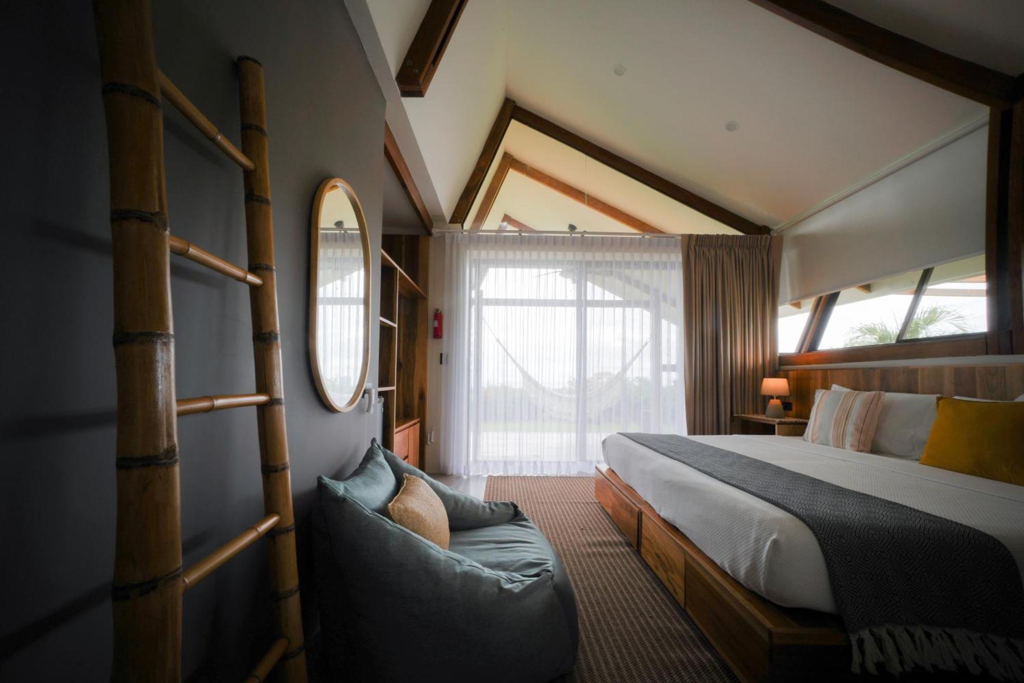Surf Synergy All-Inclusive Surf Retreat Jacó Dış mekan fotoğraf