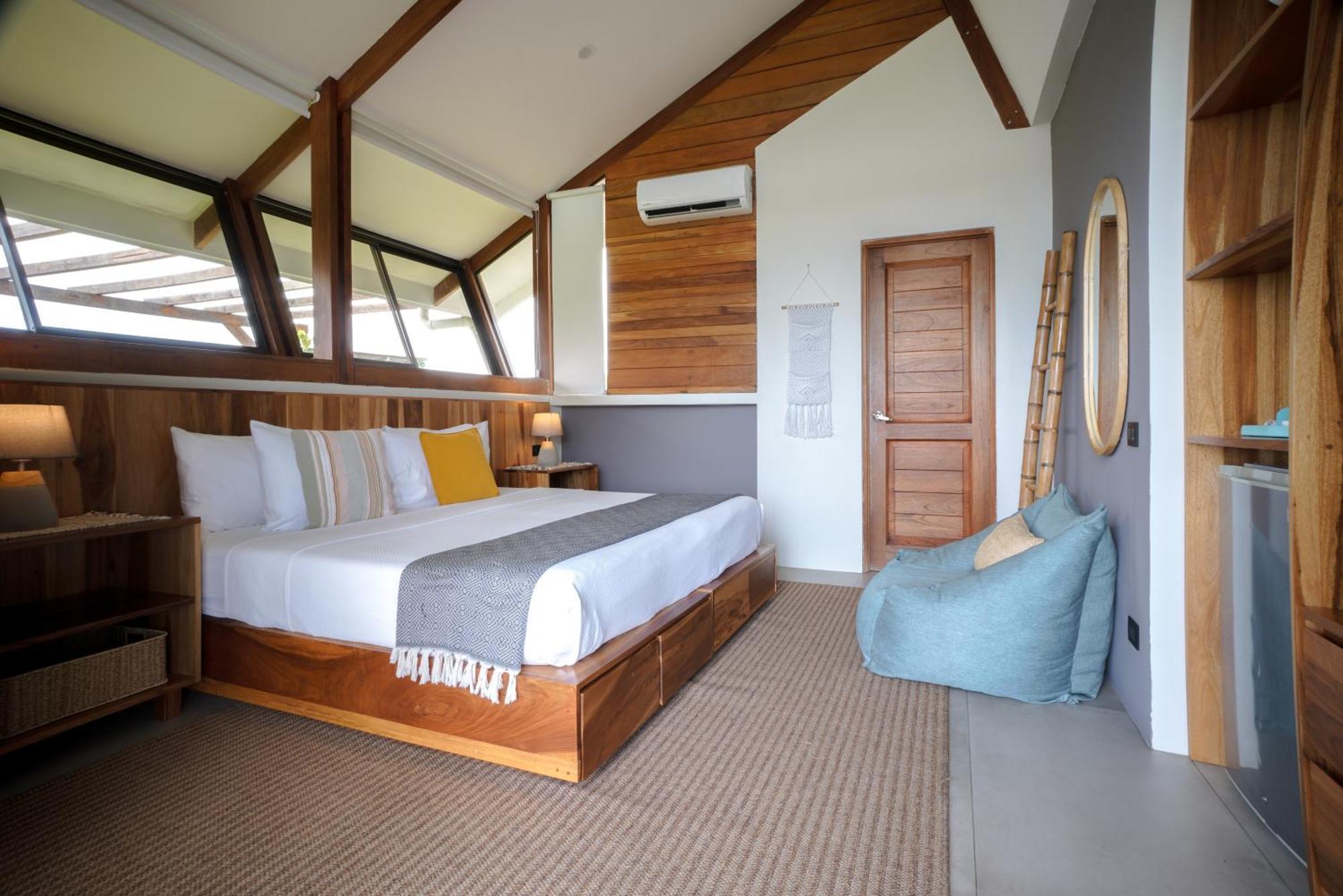 Surf Synergy All-Inclusive Surf Retreat Jacó Dış mekan fotoğraf